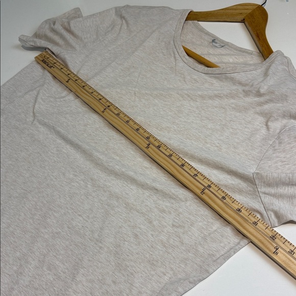 Kit and Ace Casual Light Beige Heathered T-Shirt Size Large - Picture 4 of 5